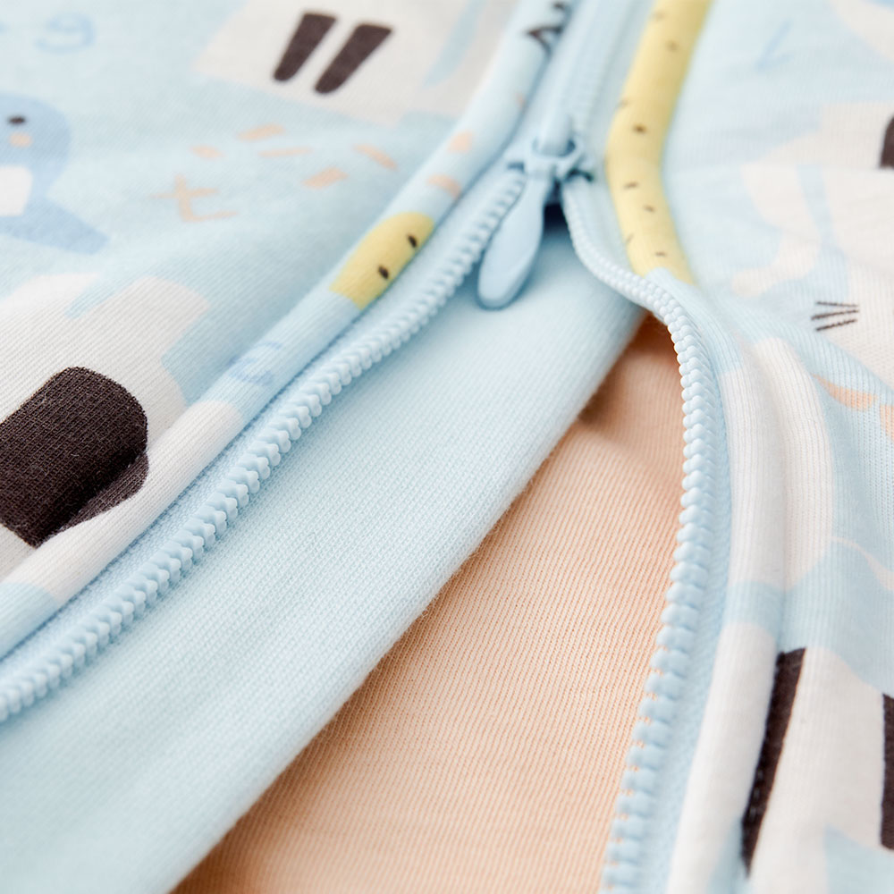 Easy Zip-Up Design