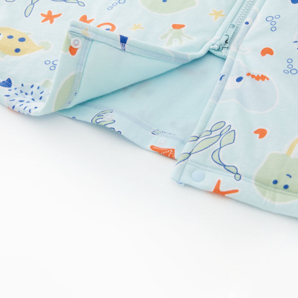 Wide-Leg Split Design