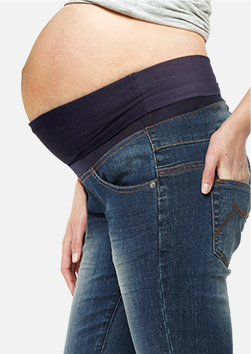 Asymmetric Hem Maternity Skinny Jeans