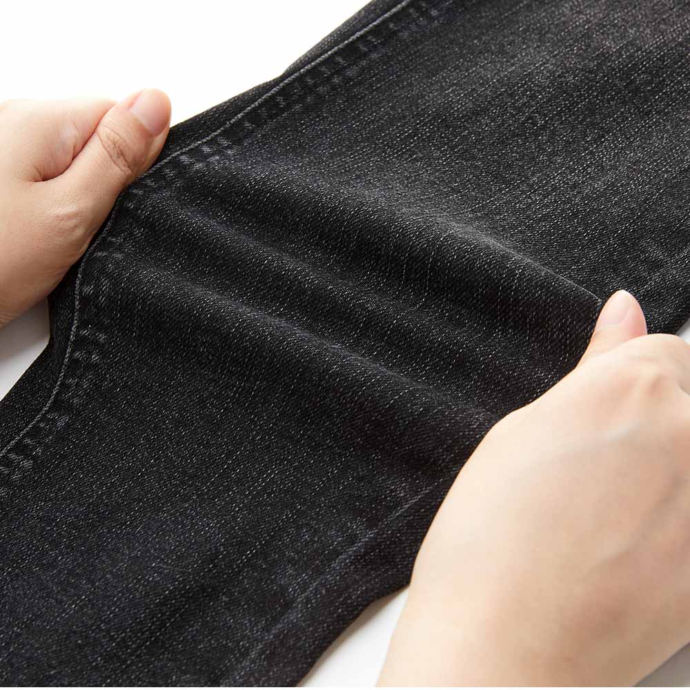 Asymmetric Hem Maternity Skinny Jeans